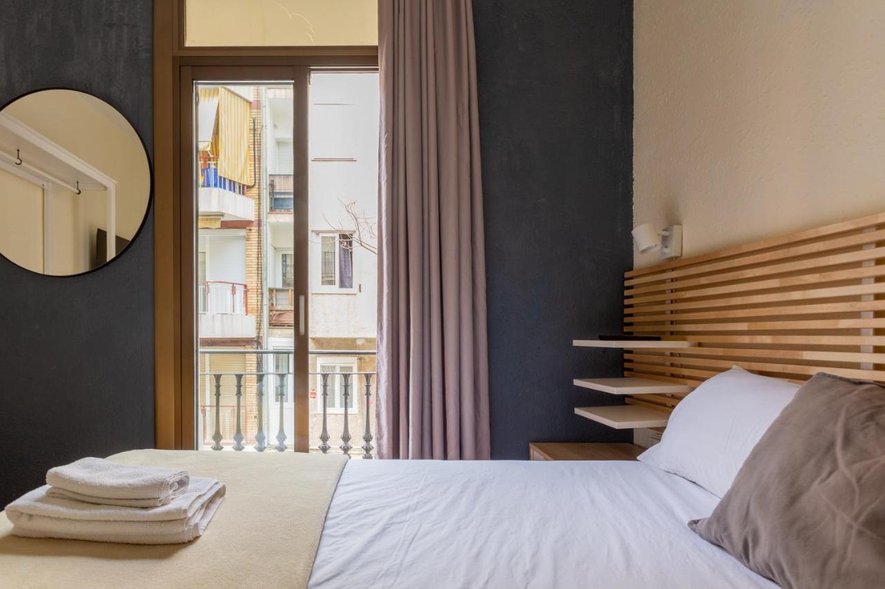 Mambo Tango Hostel Барселона Екстериор снимка