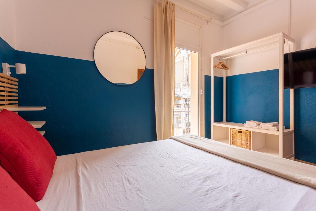 Mambo Tango Hostel Барселона Екстериор снимка