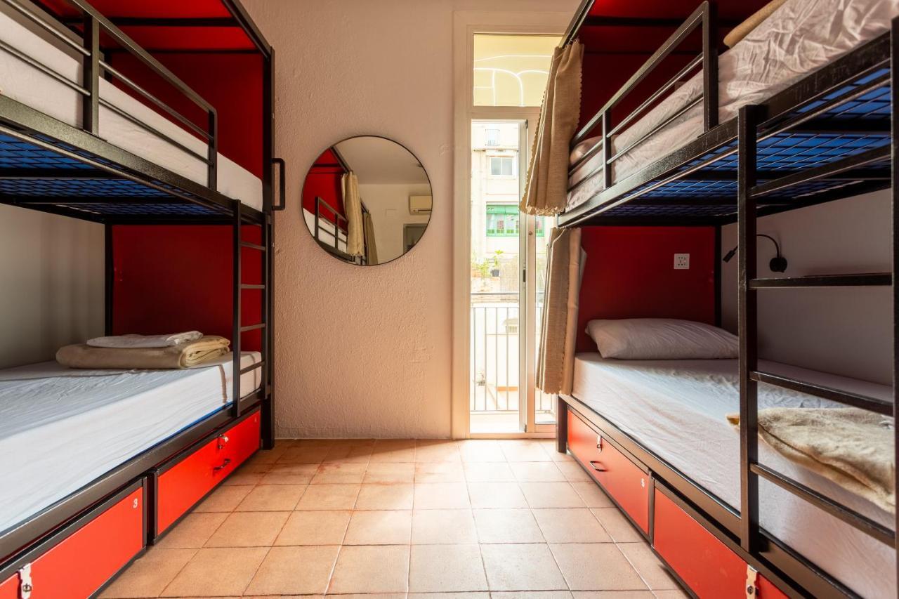 Mambo Tango Hostel Барселона Екстериор снимка