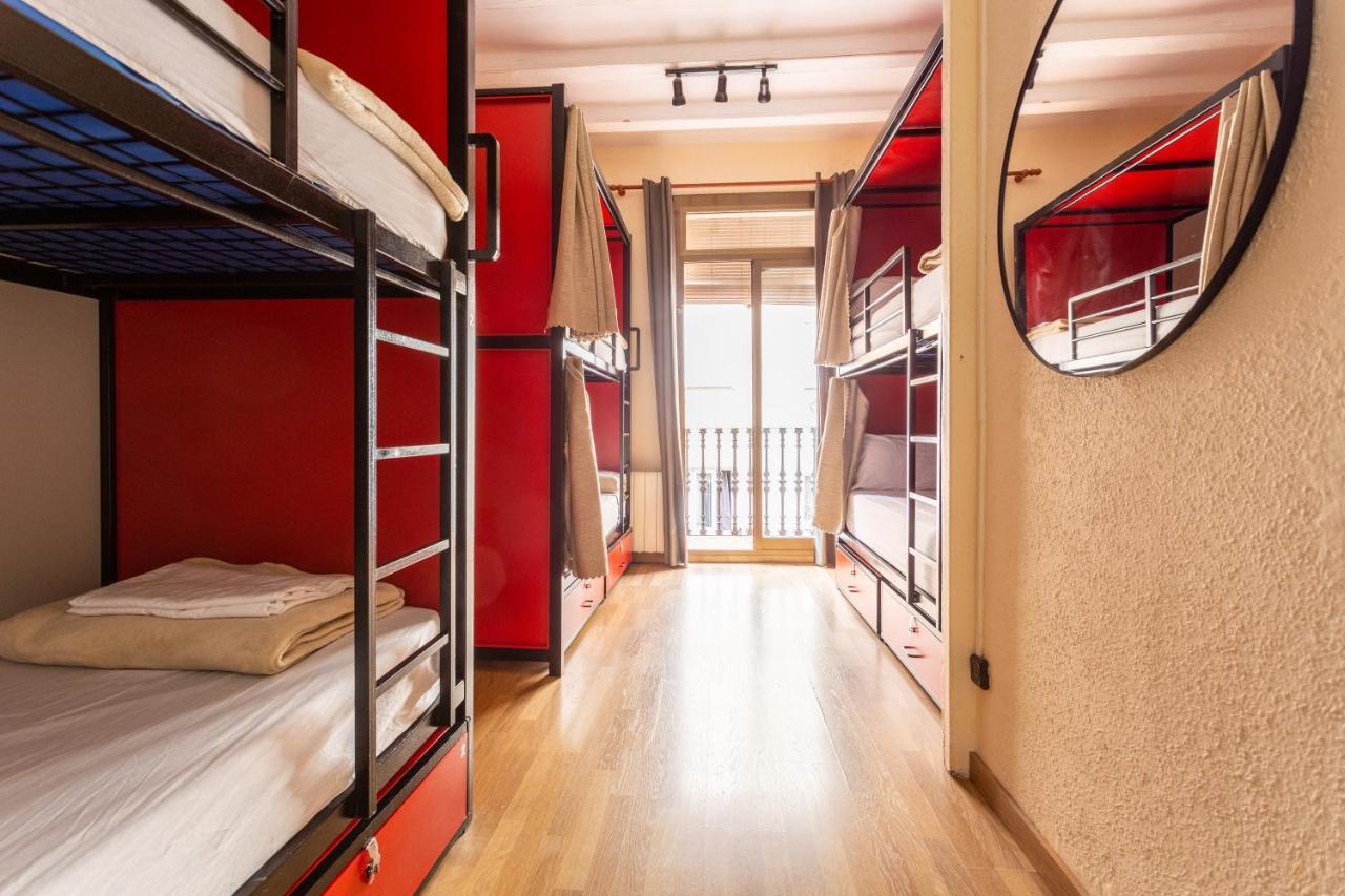 Mambo Tango Hostel Барселона Екстериор снимка